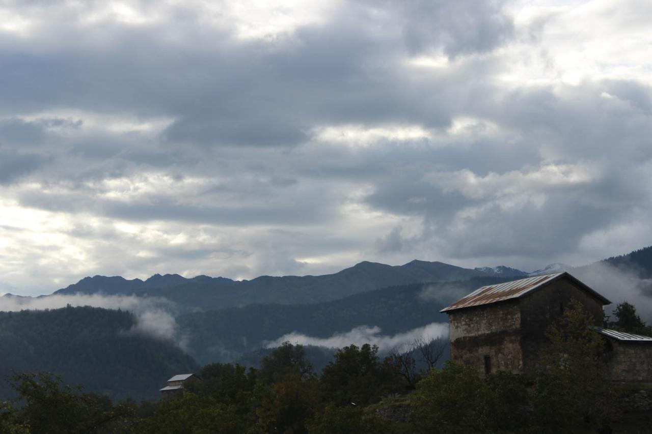 Village House ميستيا المظهر الخارجي الصورة